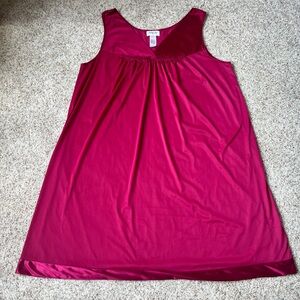 VINTAGE VANITY FAIR Fuchsia Women’s L Nylon/Lace Nightgown